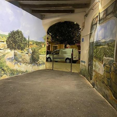 Poussan Le Saint Val, Appartement 3 Pieces Clim מראה חיצוני תמונה